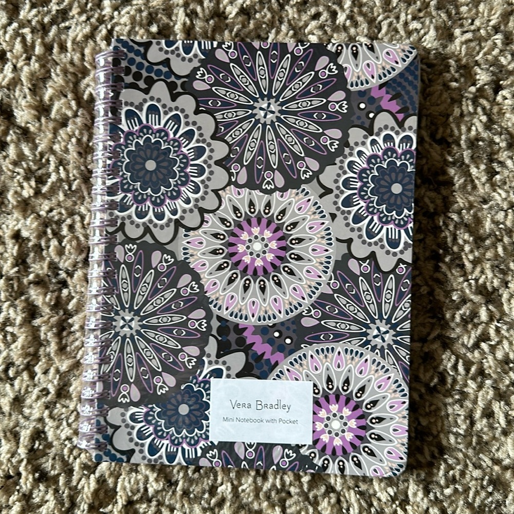 Vera Bradley Mini Notebook - Mimosa Medallion